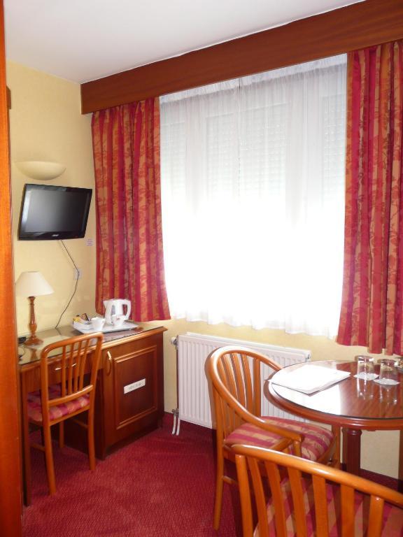 Logis Hotel Hamiot Boulogne-sur-Mer Bilik gambar